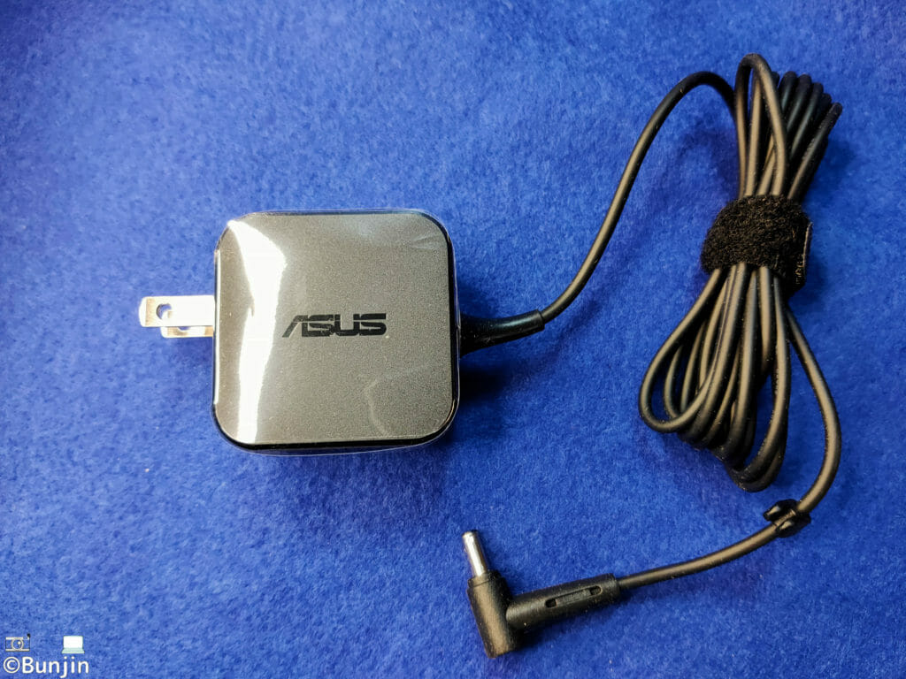 ASUS E210MA電源