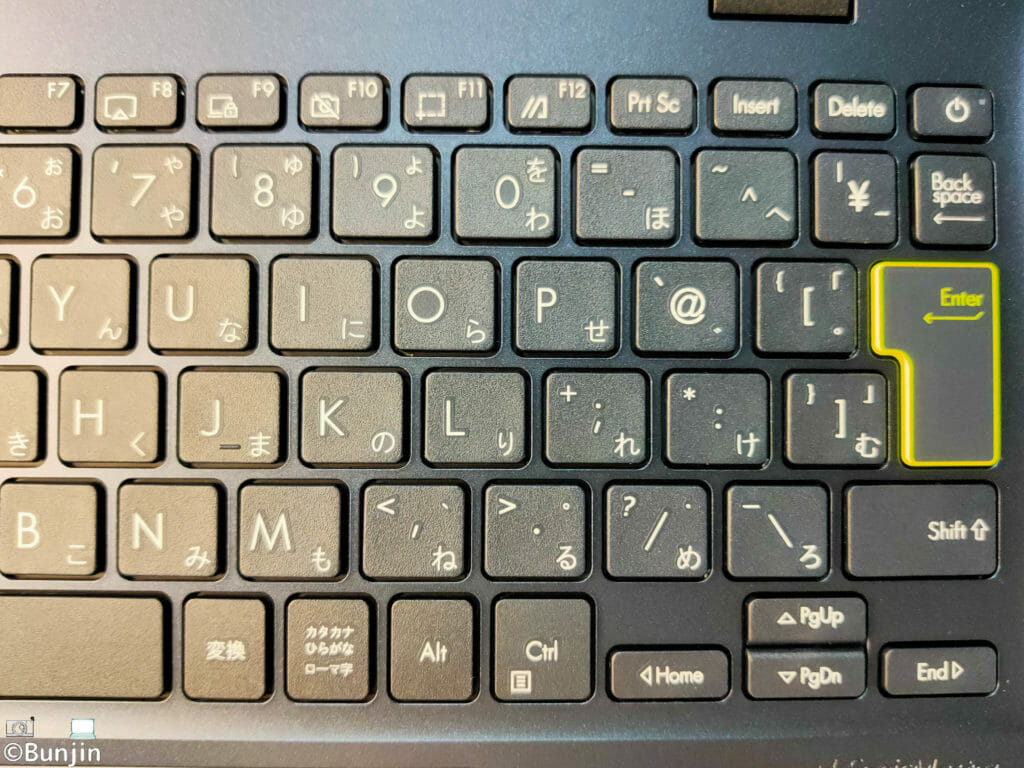 ASUS E210MAキーボード右側
